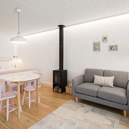 سانتا كومبا داو Casas Rossio By Casas Com Estoria Boutique Houses المظهر الخارجي الصورة